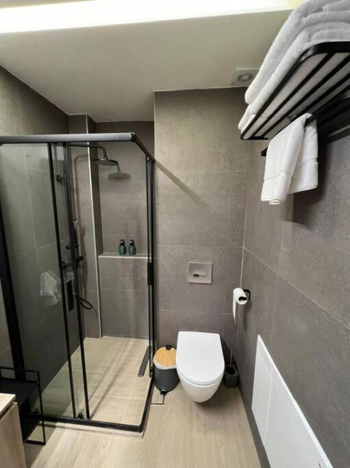 8 Blocks Apartments 2B Alexandroupolis Buitenkant foto